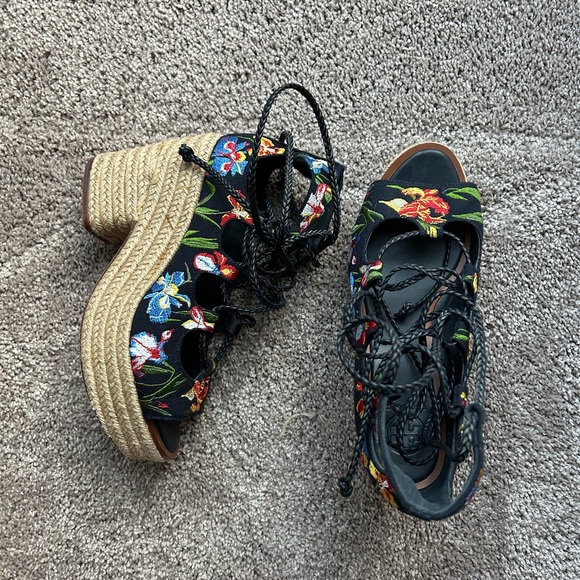 Tory Burch Black Floral Embroidered Espadrille Heeled Sandals - Picture 3 of 7